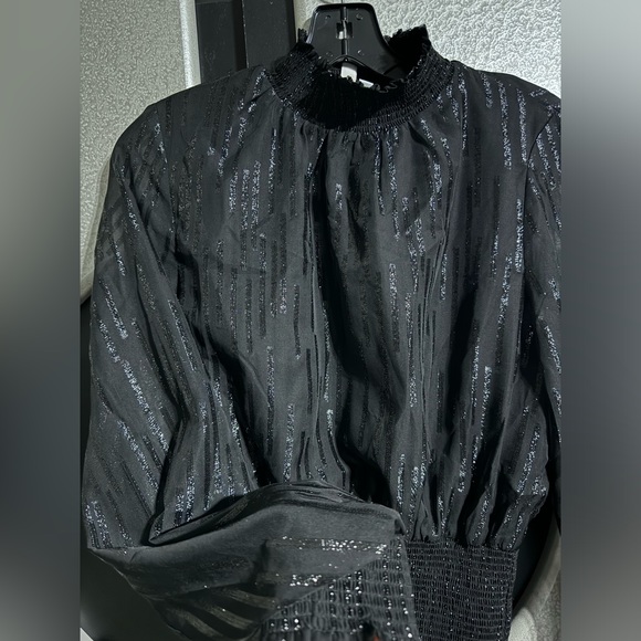 Elan Smocked waist Top size Small - Picture 4 of 9